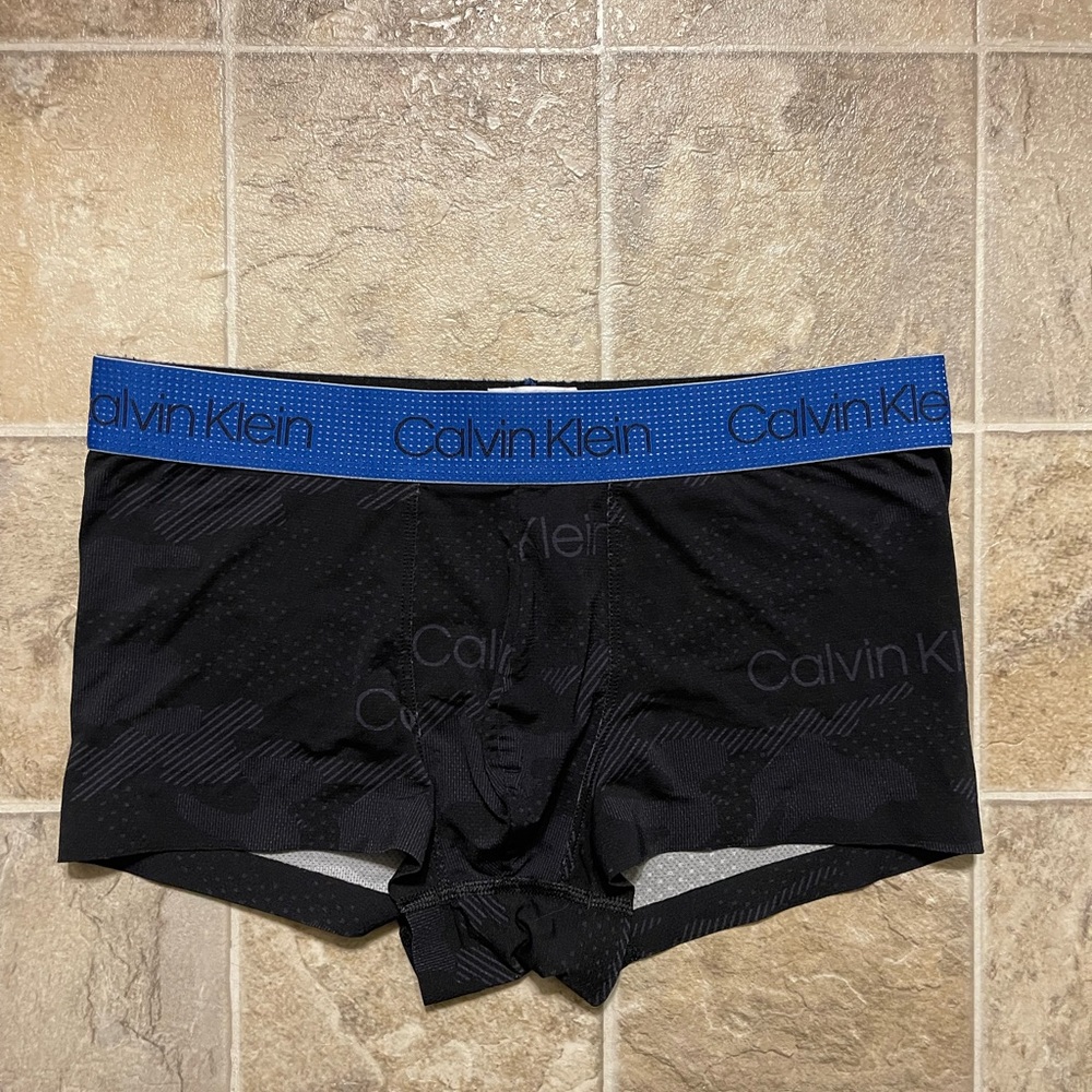 Calvin Klein AirFX Trunk NWT